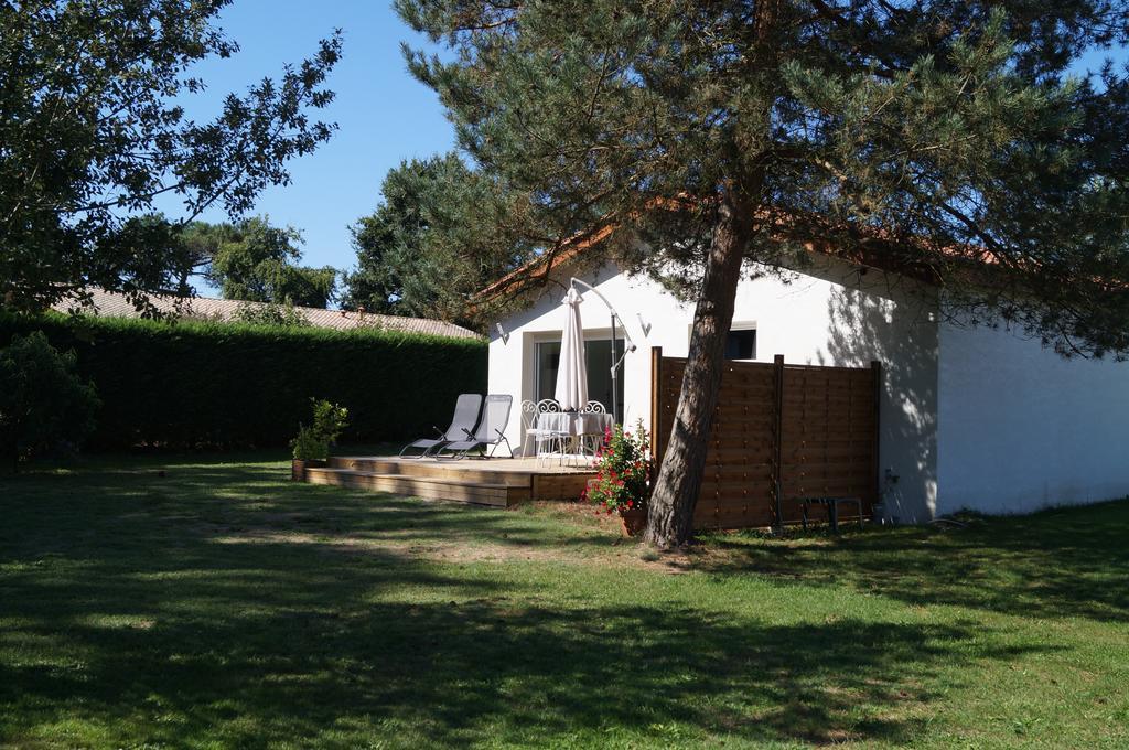 Gite La Maloniere Saint-Martin-du-Bois  Exterior foto